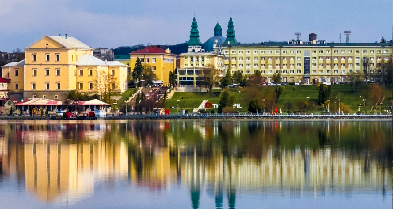Ternopil river view